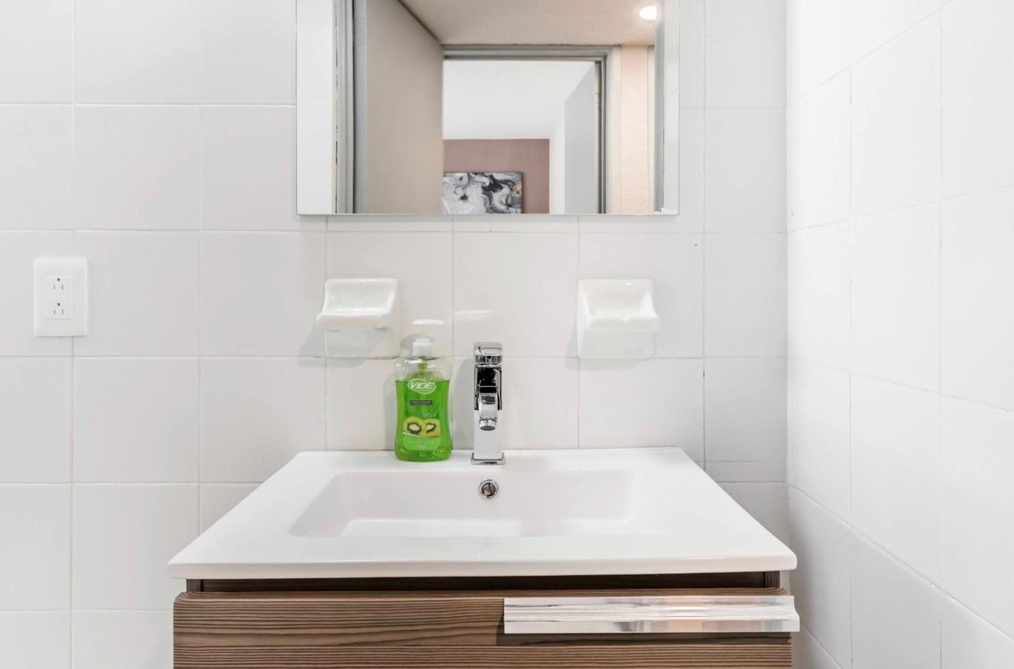 Cozy Roma Norte Flat - Parking- Wifi - Sleeps 6 مدينة مكسيكو المظهر الخارجي الصورة